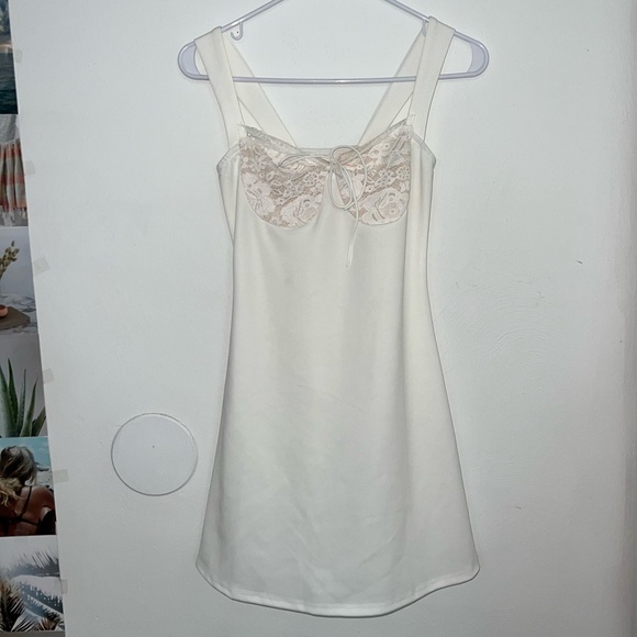 White Lace Dress - Picture 2 of 8